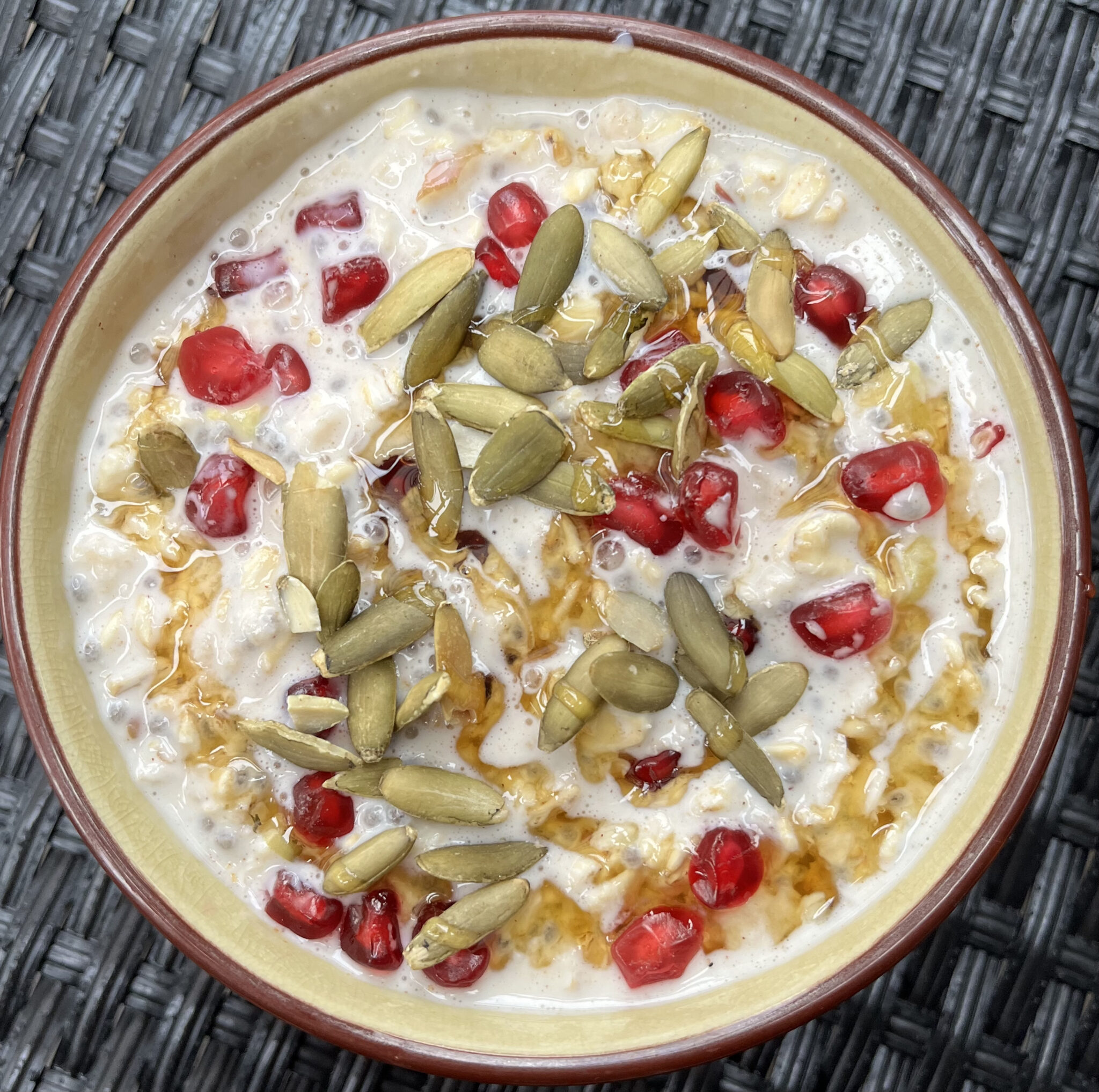 Swiss Bircher Muesli (Overnight Oats) - Janine's Recipes